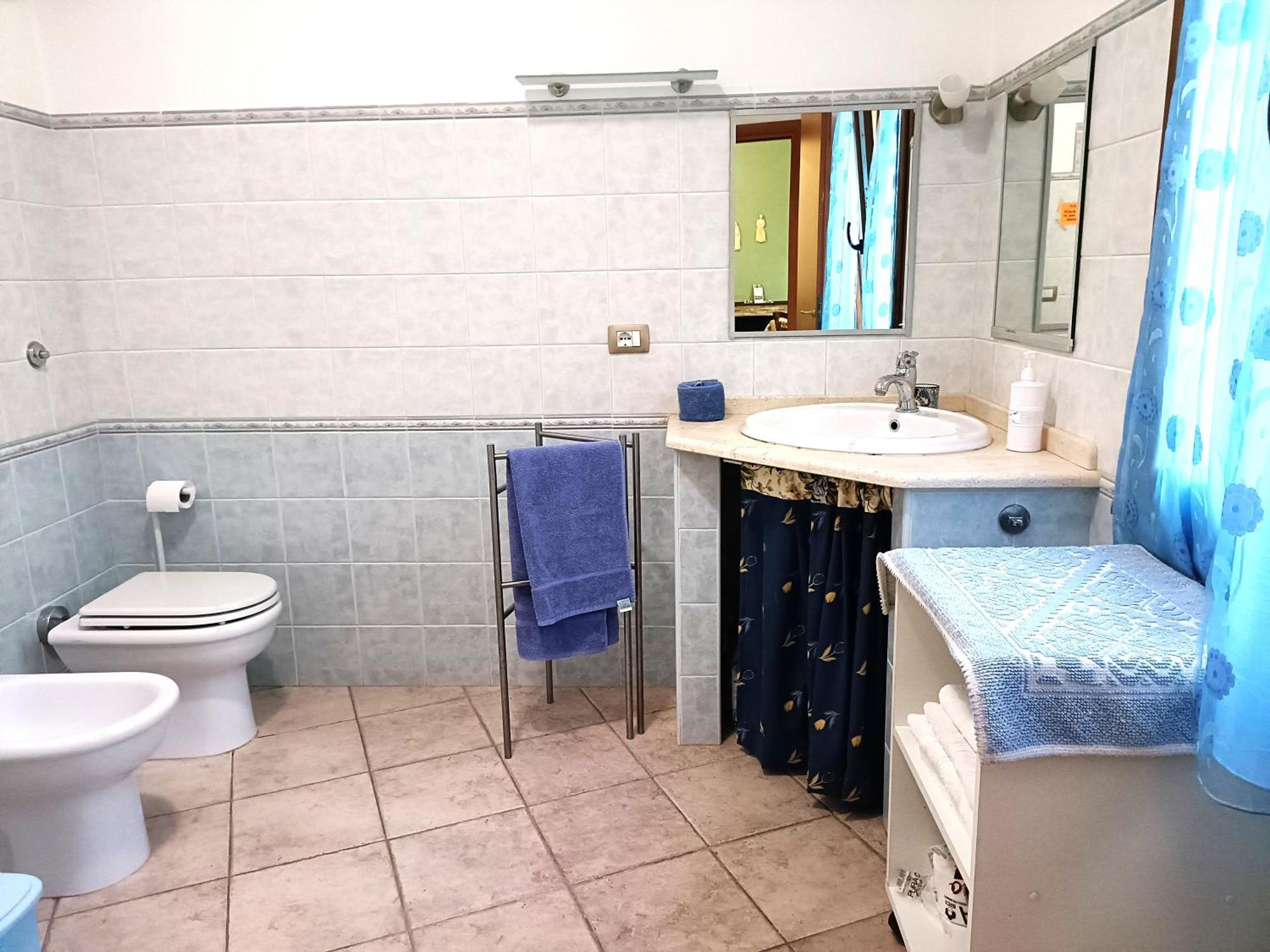 Villacidro Giarranas House - Apartment With Coutyard מראה חיצוני תמונה